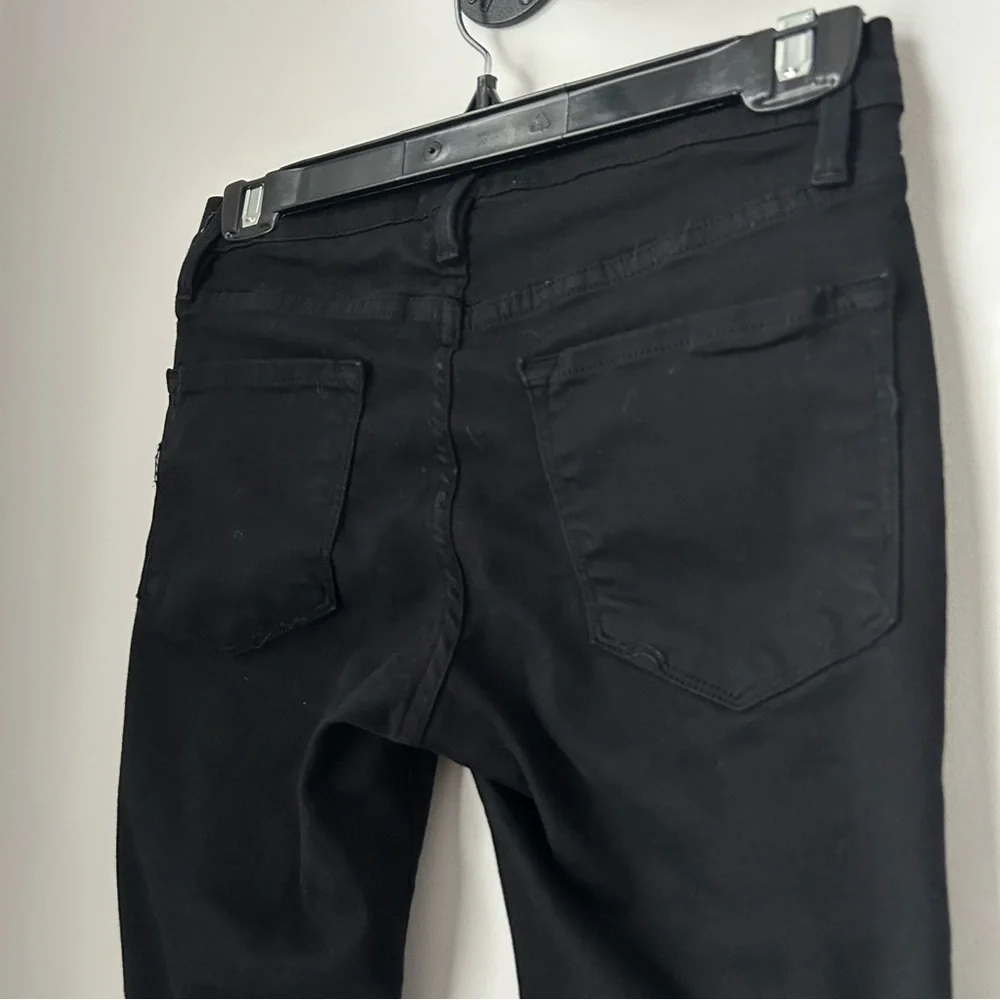 FRAME Le Skinny de Jeanne Distressed Jeans - Picture 6 of 12